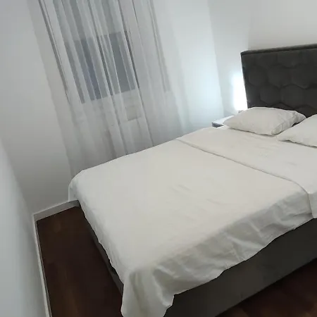 Stan Tropico De Lux Apartment Banja Luka
